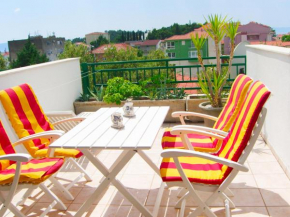  Apartment Jarak Center Makarska  Макарска 